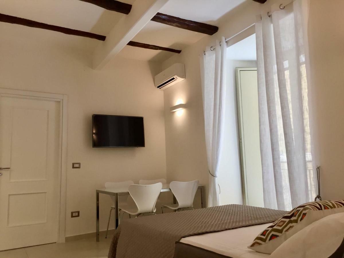 Napoli Plebiscito Apartment Exterior photo