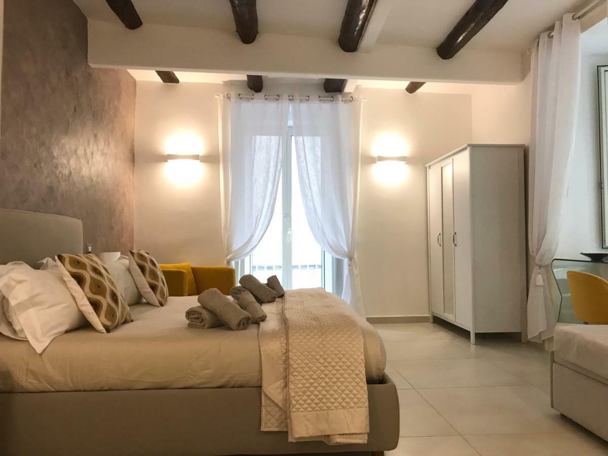 Napoli Plebiscito Apartment Exterior photo